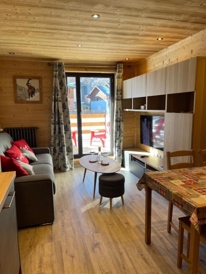 Appartement "Le Sporting" A 5 Min Des Pistes ラ・サル・レ・ザルプ エクステリア 写真